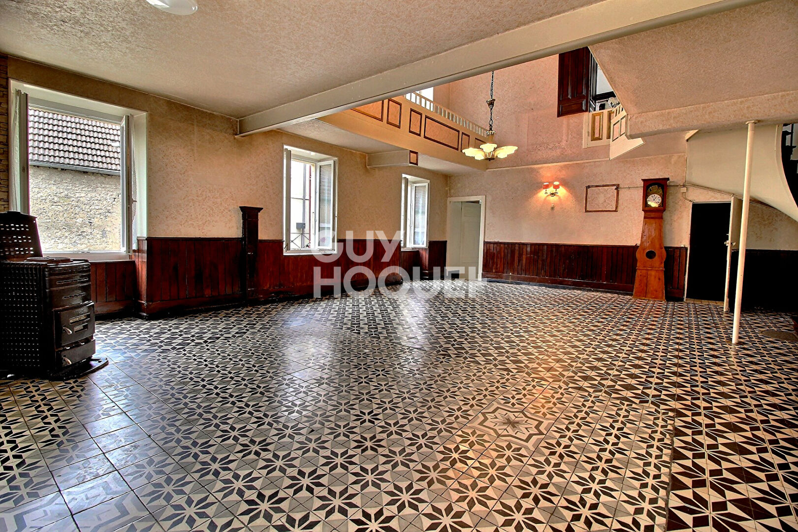 Maison de Maitre 13 pièces à FRAISANS