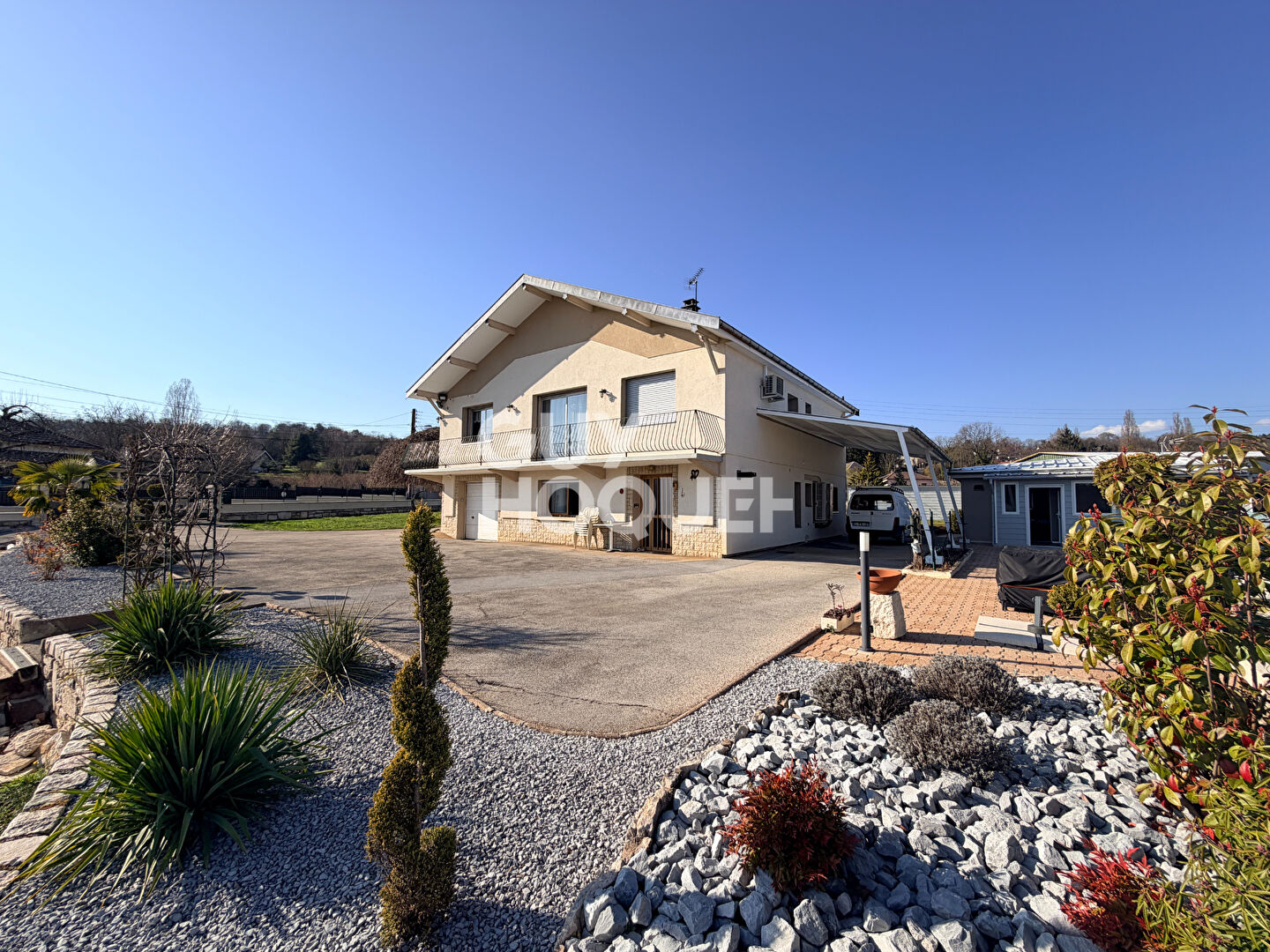 Maison d'exception +  2 logements + Terrain constructible divisible 2451 m²