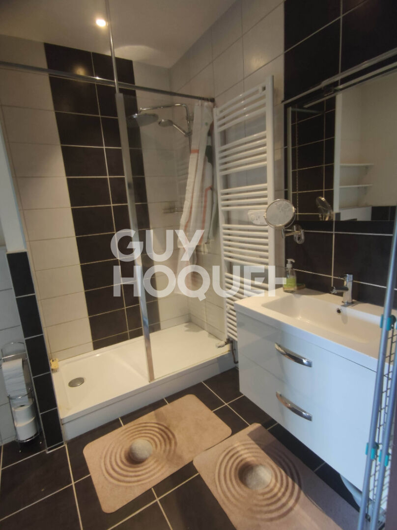 Besançon - Appartement T2 meublé - 48 m² - 750 CC
