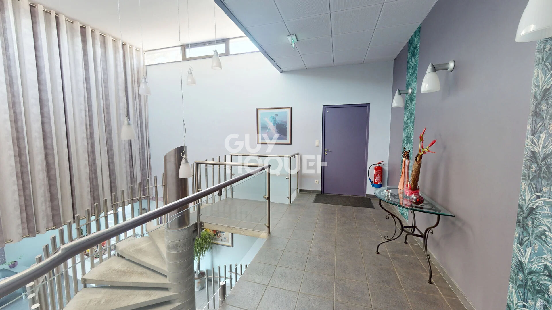 IMMEUBLE TERTIAIRE 700 m² ? INVESTISSEMENT CLÉS EN MAIN