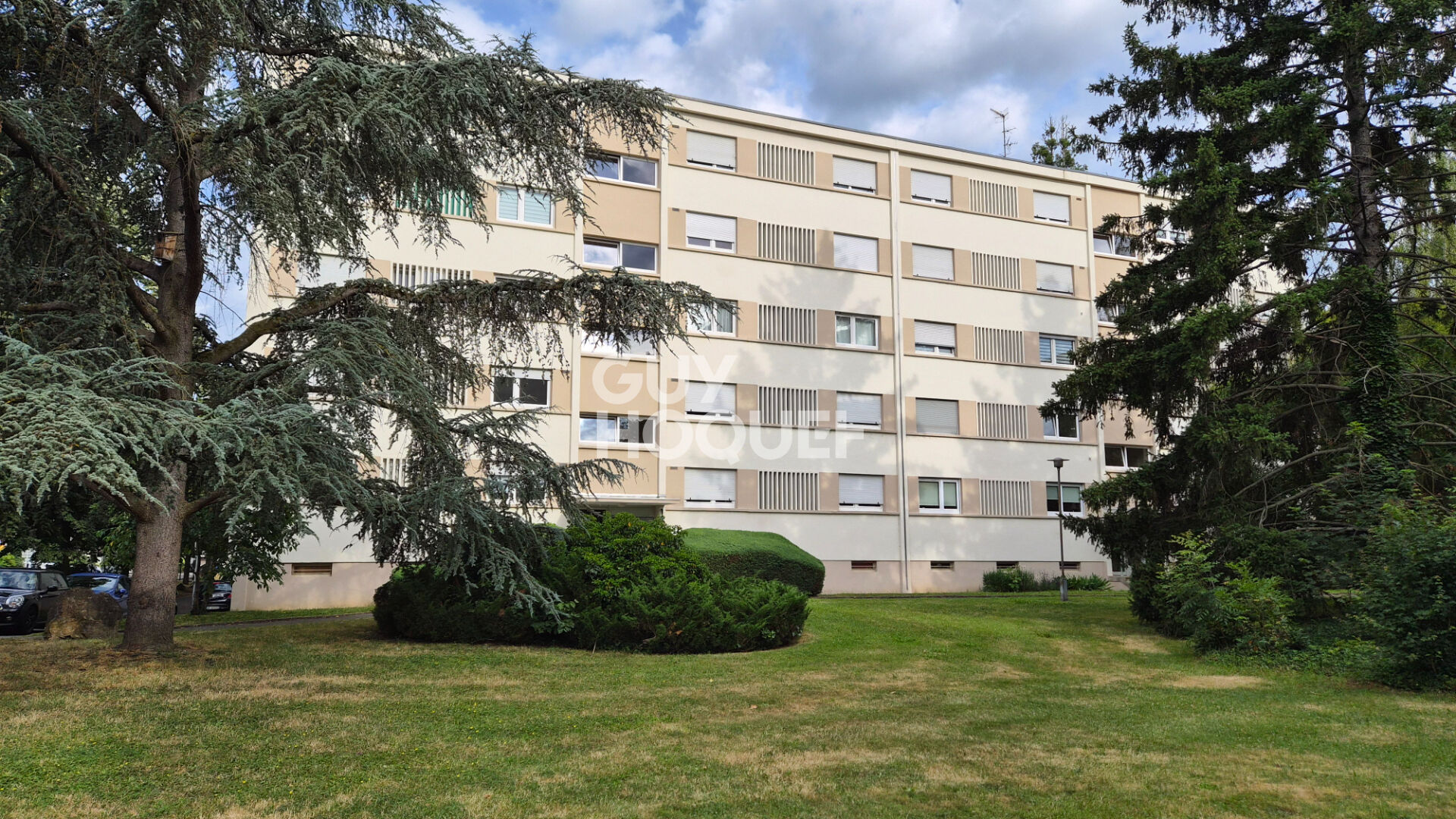 Appartement 3 pièces de 72 m² avec terrasse 