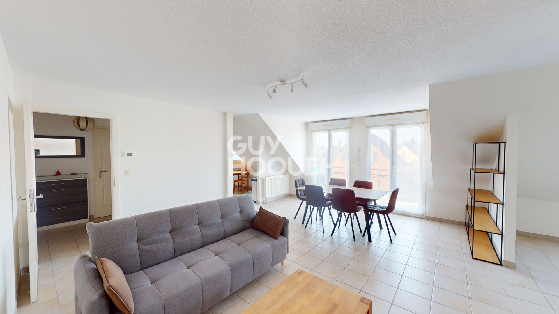 Location meublée appartement en attique 4 pièces de 89 m²