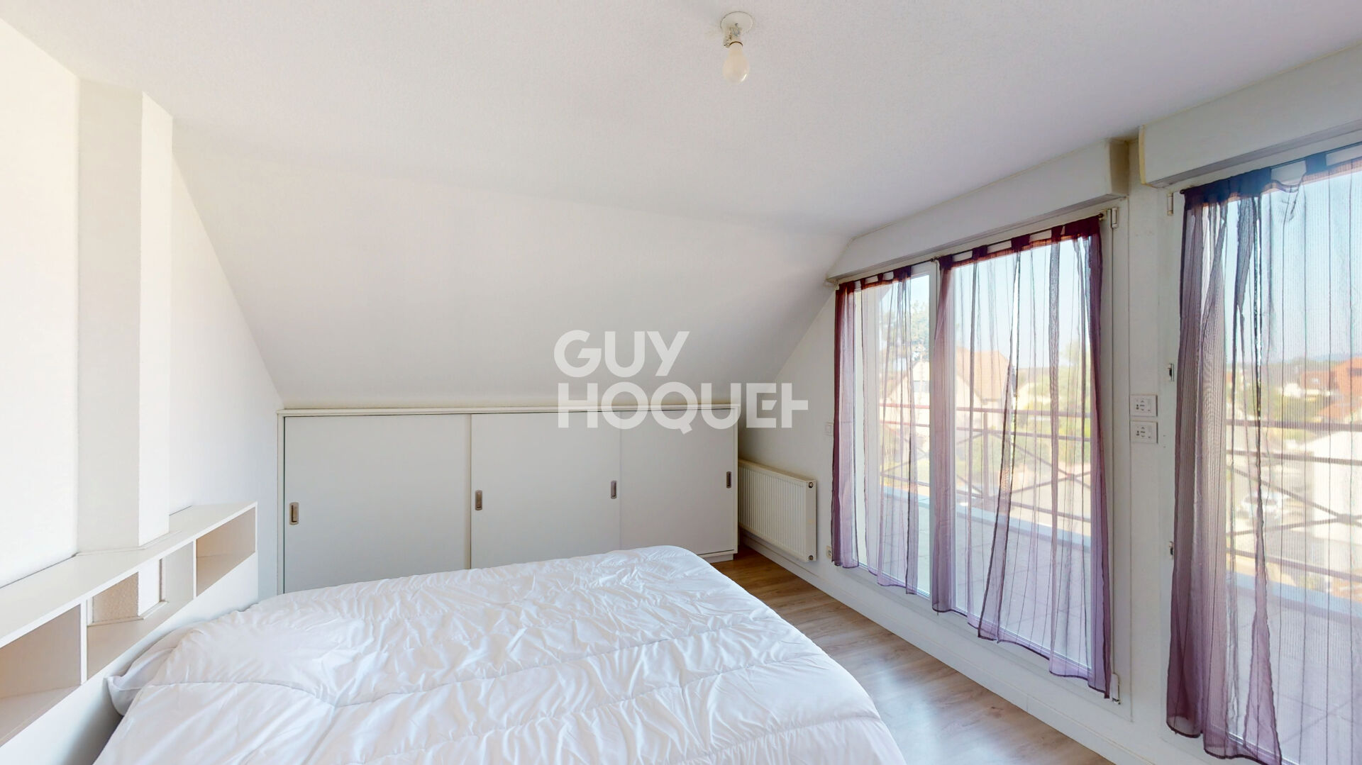 Location meublée appartement en attique 4 pièces de 89 m²