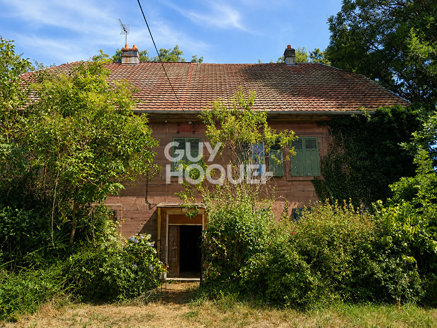 Ensemble immobilier de caractère avec ancien moulin à Larivière