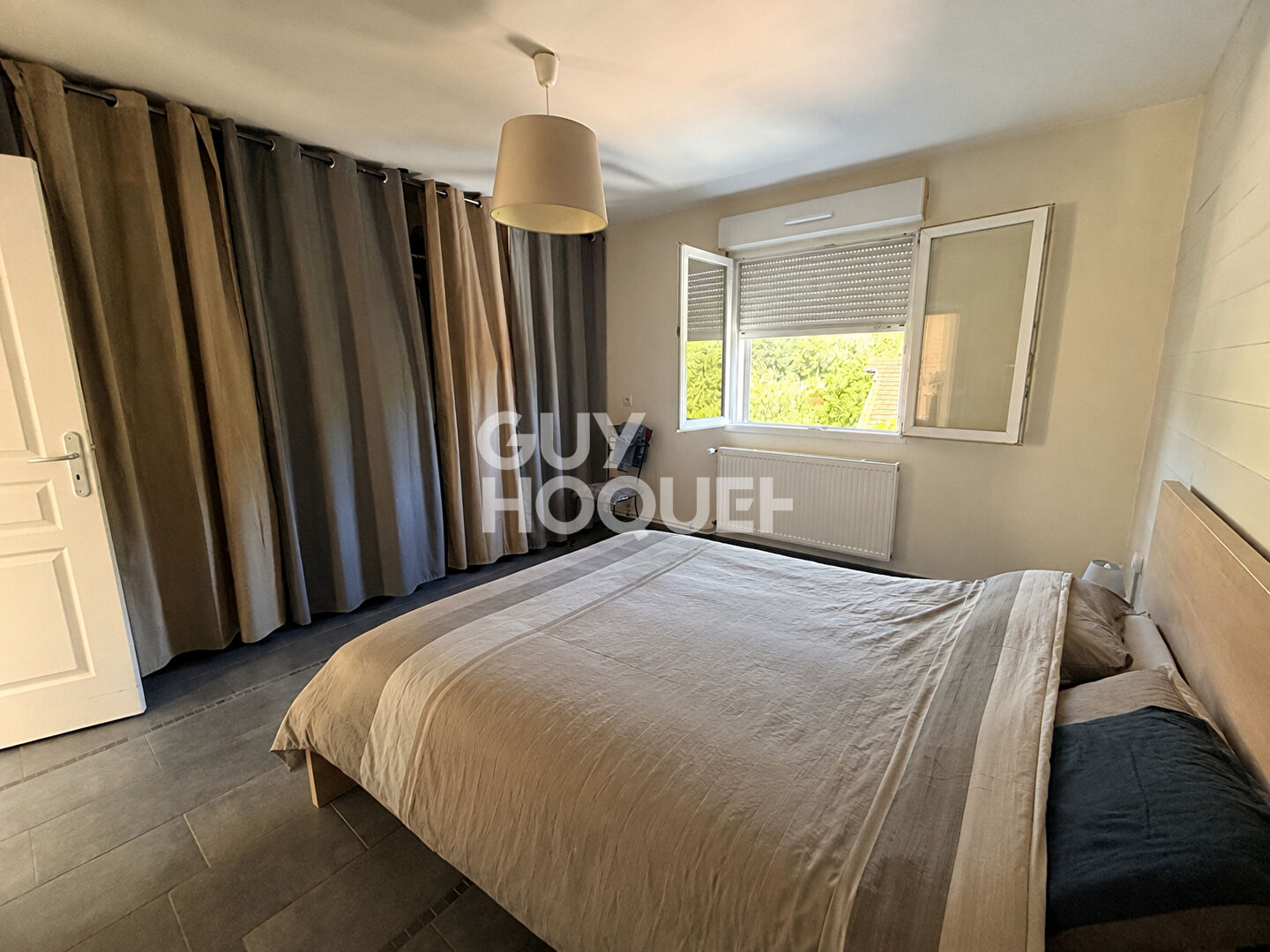 Maison familiale ou investissement ? 188 m² ? Piscine (Hauteurs de Besançon)