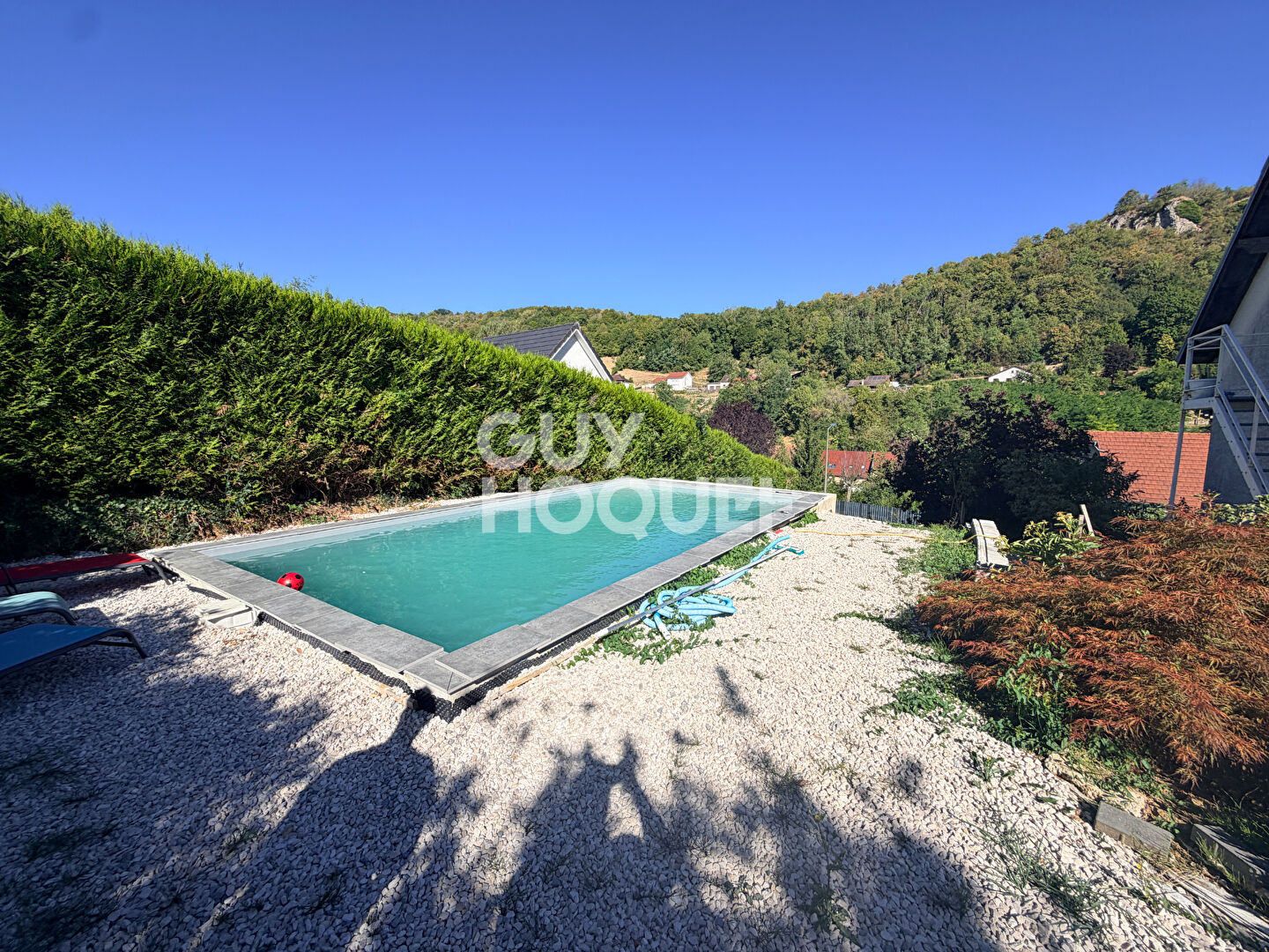Maison familiale ou investissement ? 188 m² ? Piscine (Hauteurs de Besançon)