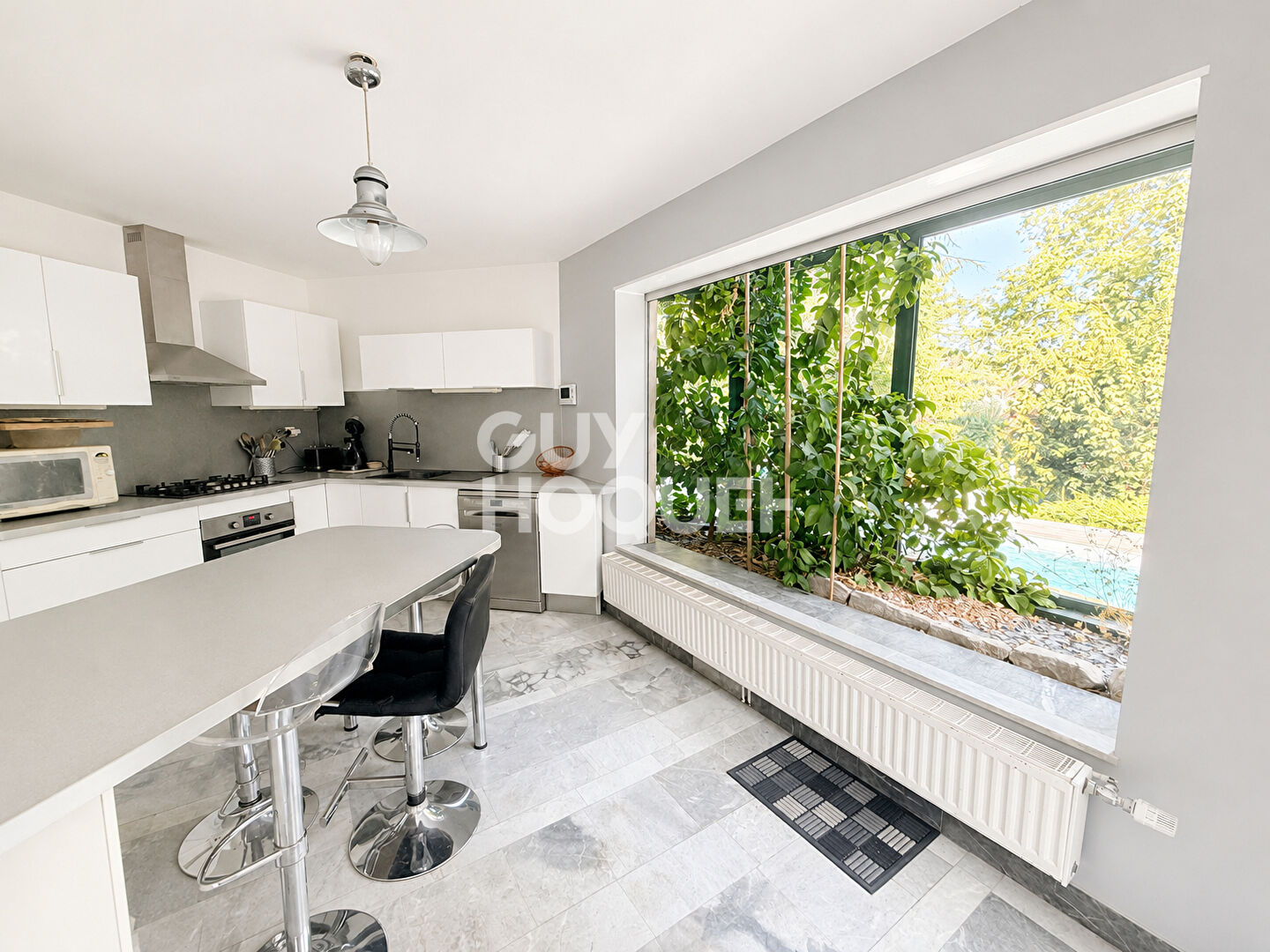 Maison 4 chambres garage piscine