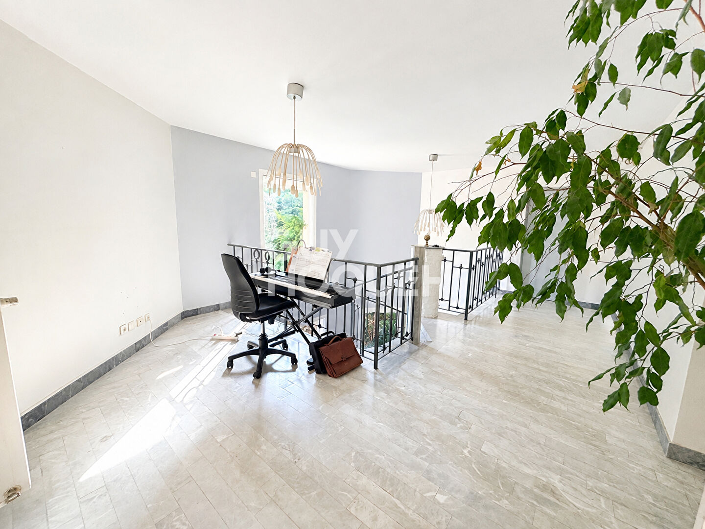 Maison 4 chambres garage piscine