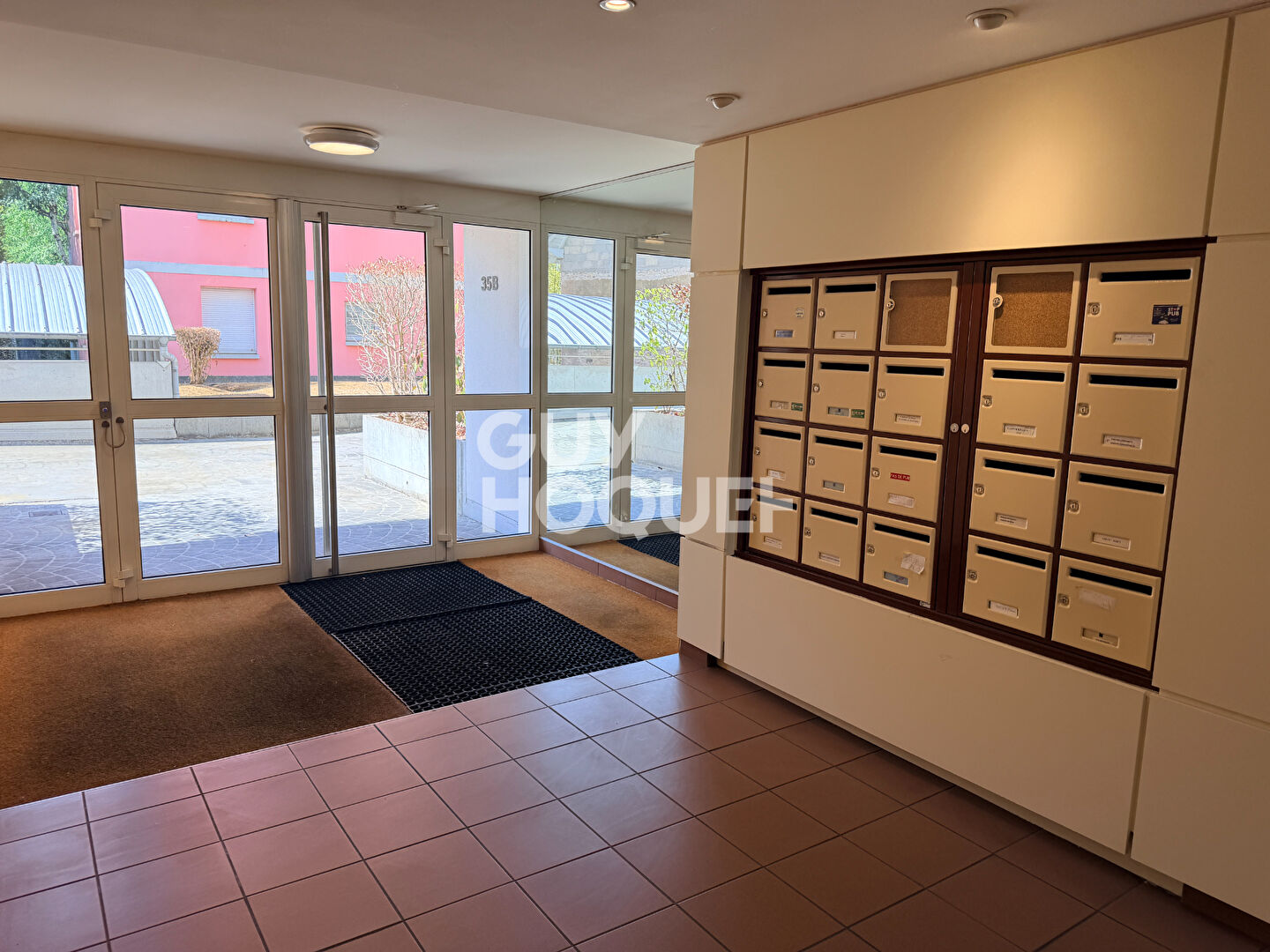 Appartement 3 pièces - 65 m² - Terrasse - Garage - Cave - Besançon Saint-Claude