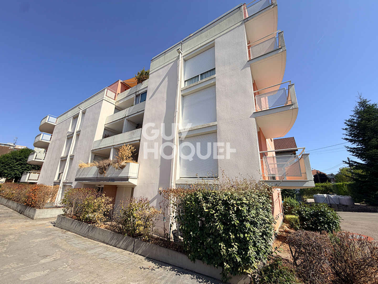 Appartement 3 pièces - 65 m² - Terrasse - Garage - Cave - Besançon Saint-Claude