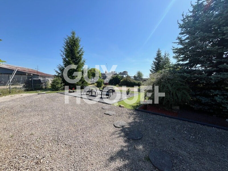LOCAL PROFESSIONNEL - LE CENTAURE -  117 m² - RIOZ