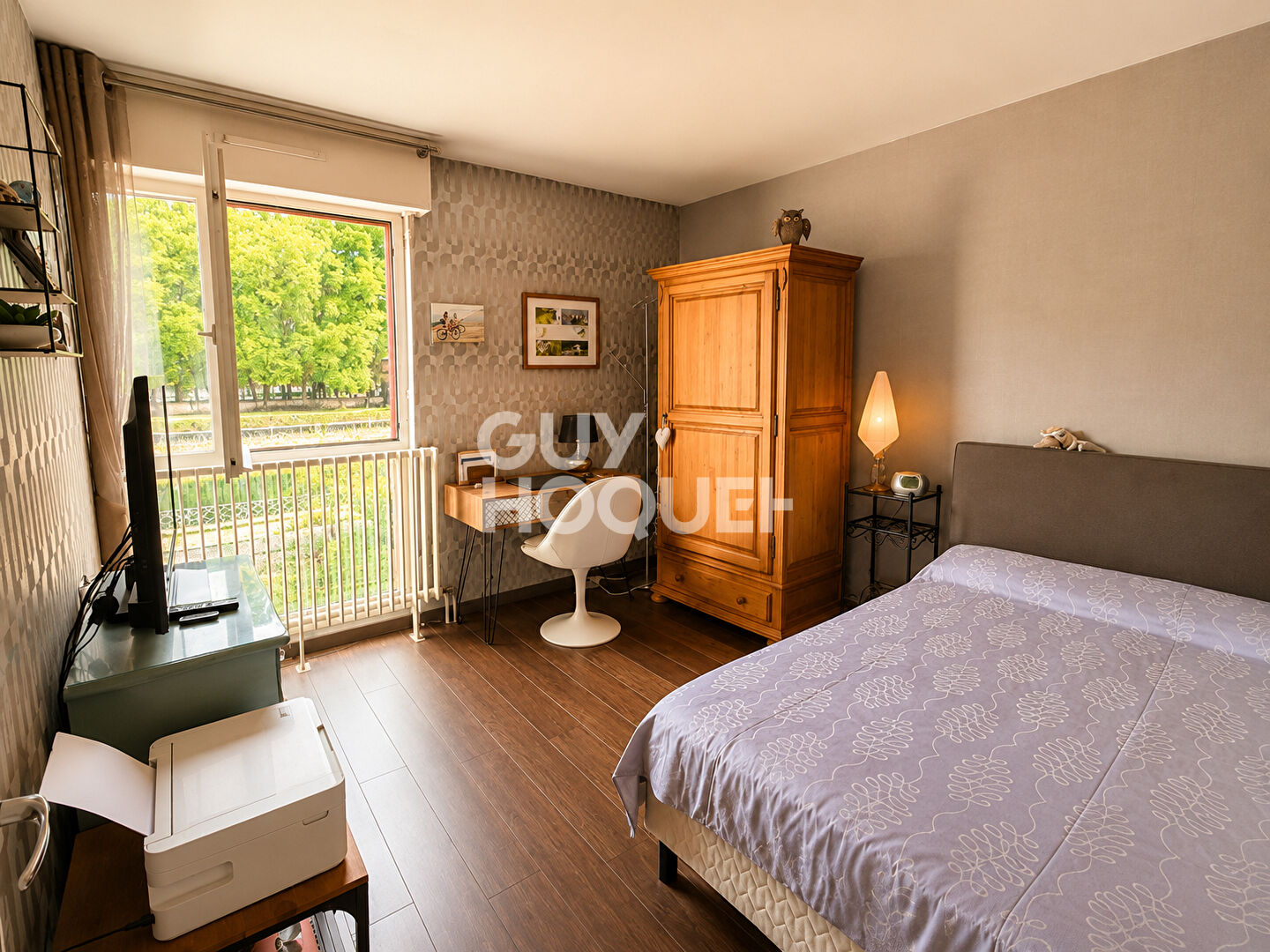 BESANÇON - Appartement T3 de 81 m²  Balcon avec vue sur le Doubs - Calme - Parking - Proche Boucle