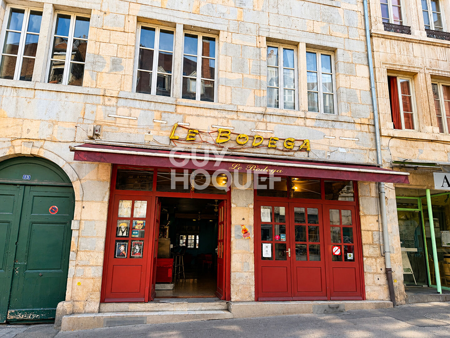 LOCAL COMMERCIAL - BESANÇON CENTRE-VILLE - QUARTIER LA MADELEINE - 79 M²