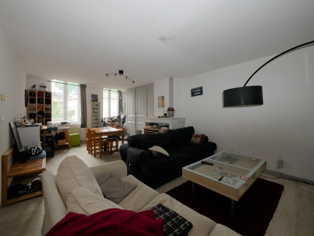 A vendre / Appartement T3 à VIENNE (38200)