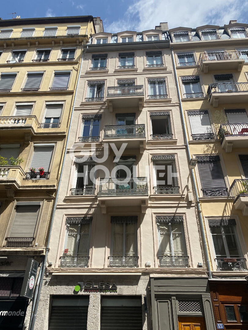 A LOUER - Appartement T2 au calme  / Metro FOCH - LYON 69006