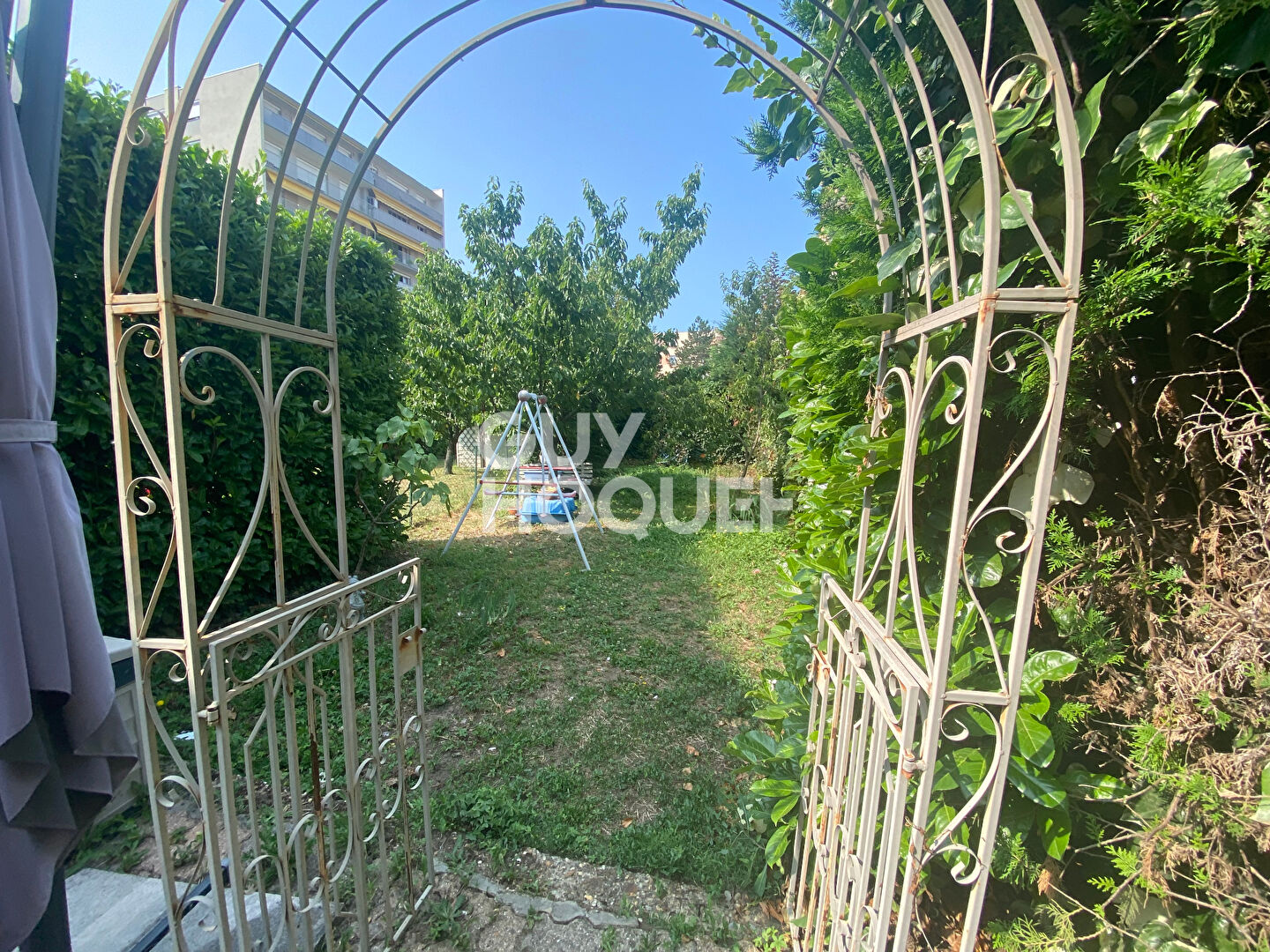 EXCLUSIVITE / A Vendre- Maison Jumelée avec Jardin et garage 38200 Vienne