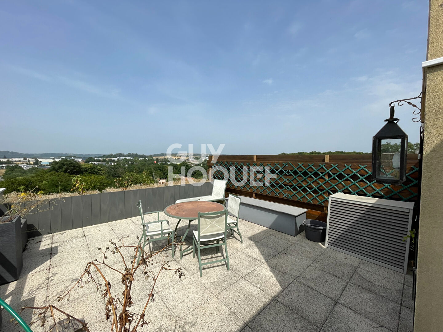 A LOUER Appartement 5 pièces avec terrasse et garage 38200 VIENNE
