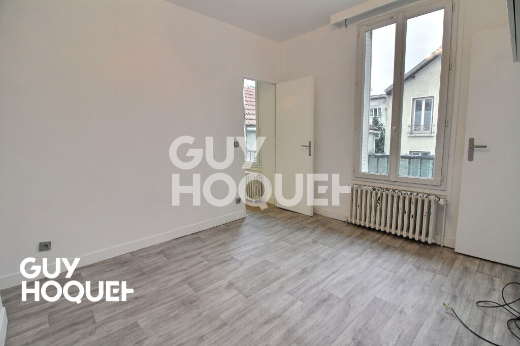Appartement Arcueil 2 pièce(s) 25.70 m2 avec balcon