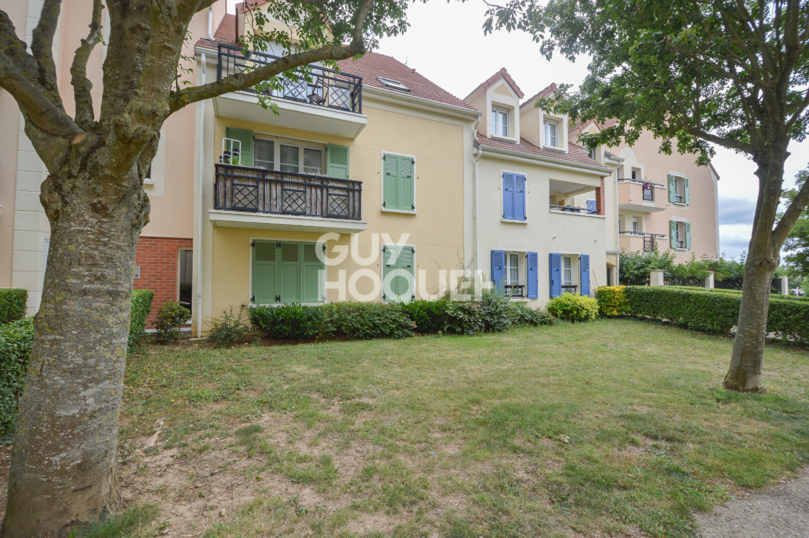 VILLEPREUX : appartement F2 à louer