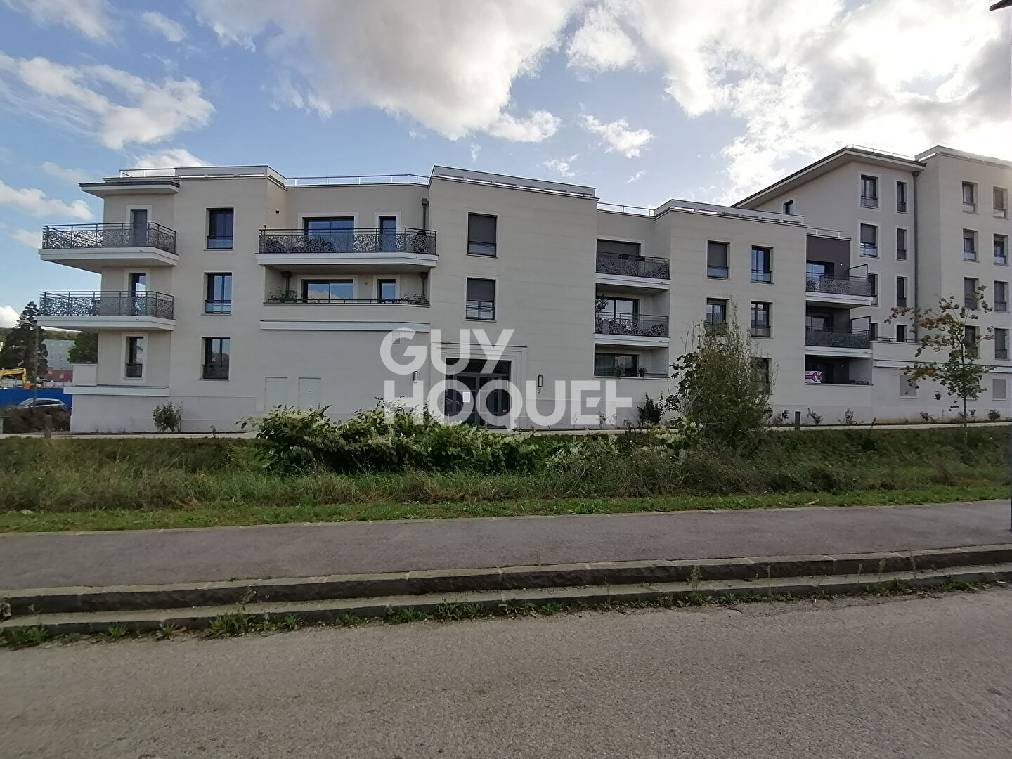 Appartement 2 pièces (45 m²) en location à SAINT CYR L ECOLE