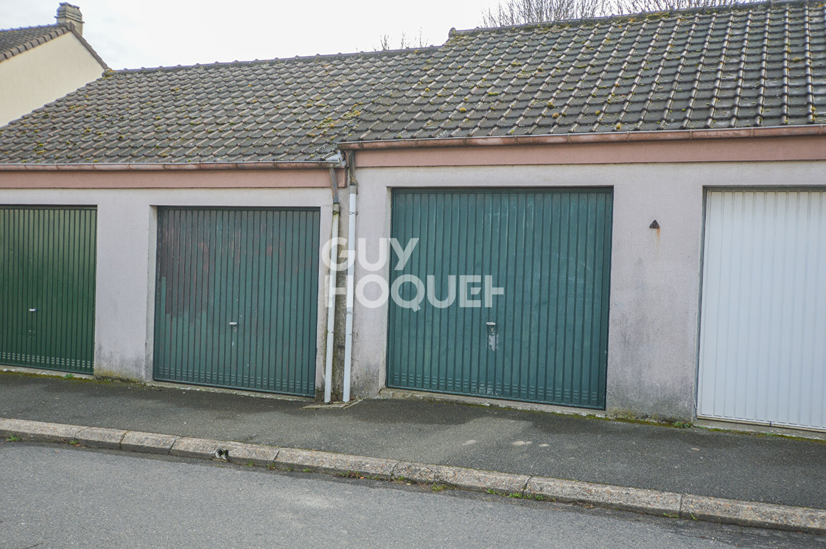 Parking / box Villepreux 24 m2