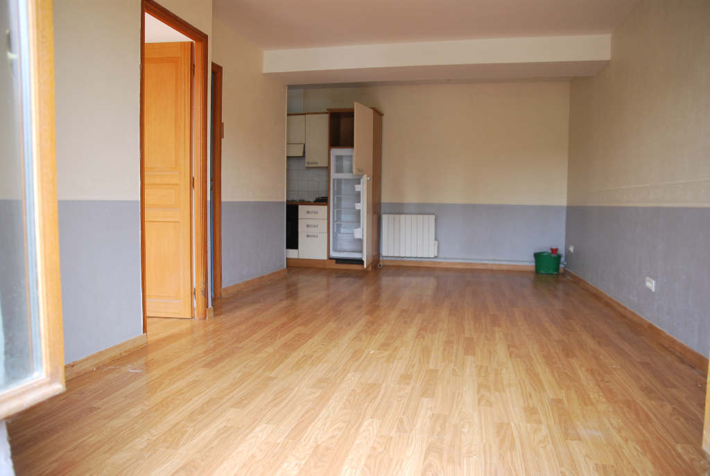 Appartement 2 pièces de 36,3 m² à vendre à LA FERTE MILON (02460).