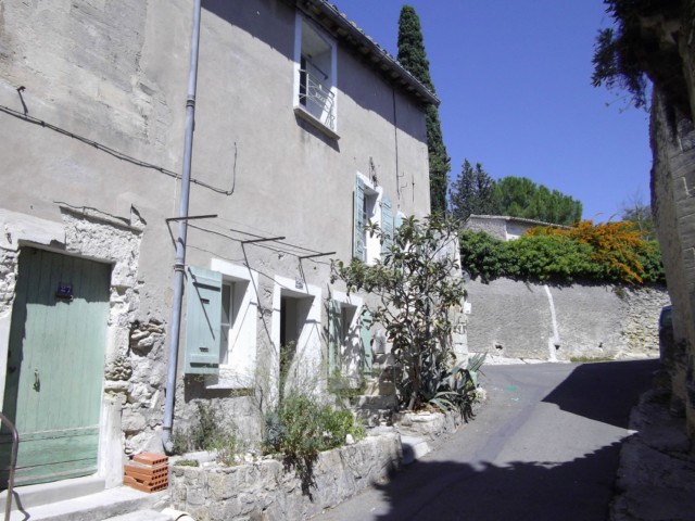 VILLENEUVE LES AVIGNON