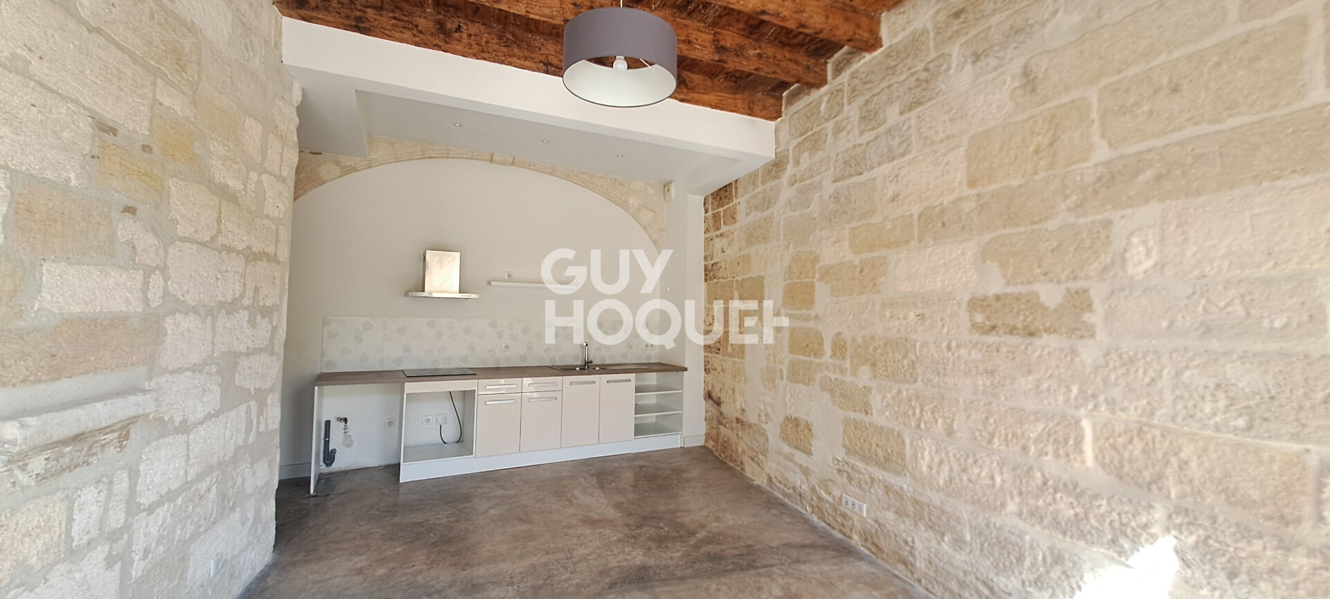 LOCATION : Maison F2 (55 m²) à VILLENEUVE LES AVIGNON