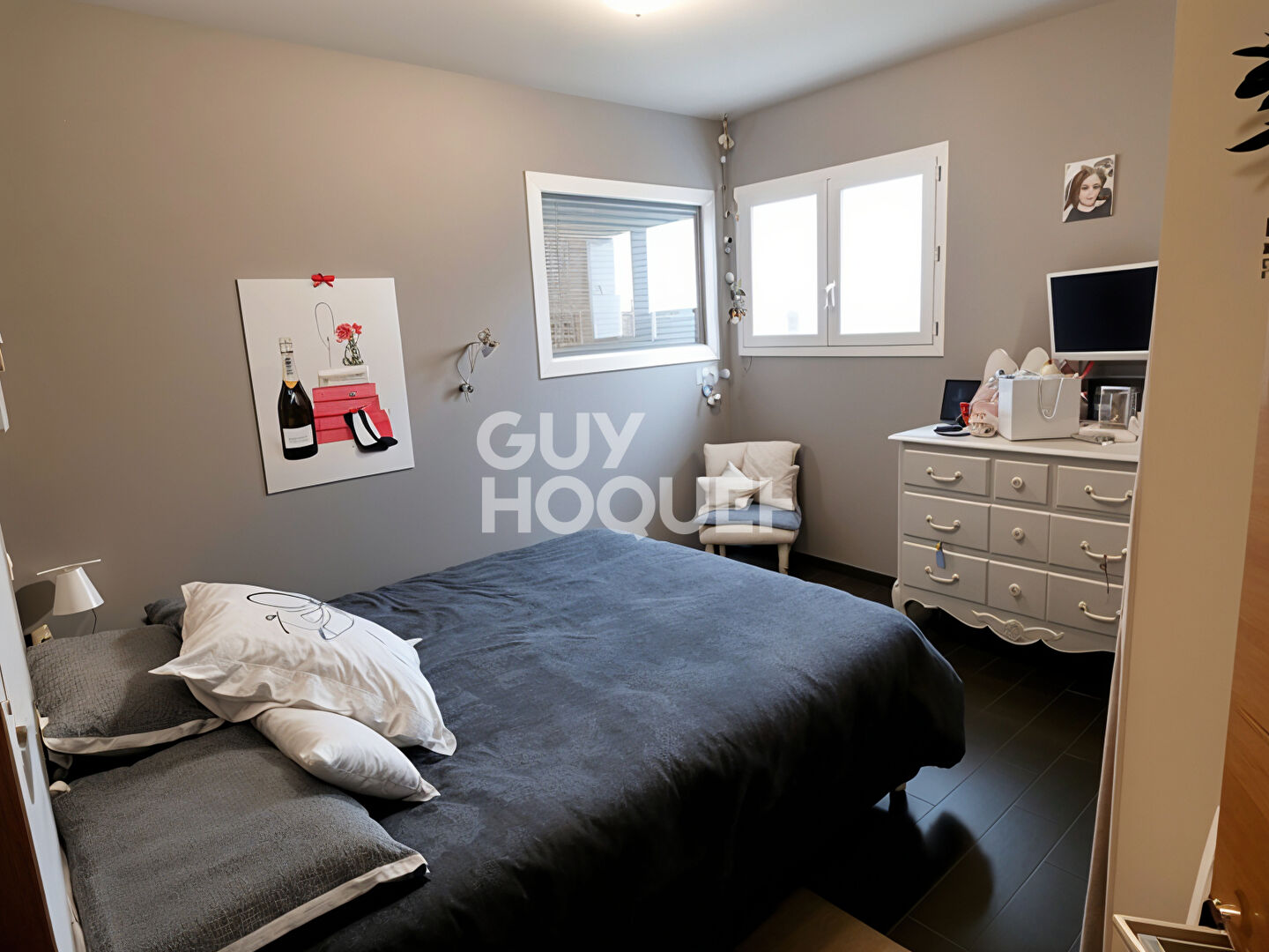 Maison spacieuse à vendre à Saint Laurent des Arbres avec piscine !