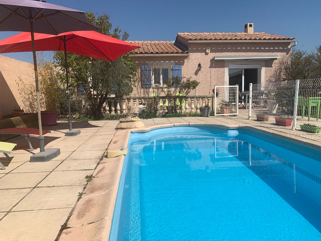 COURTHEZON : maison F4 à vendre