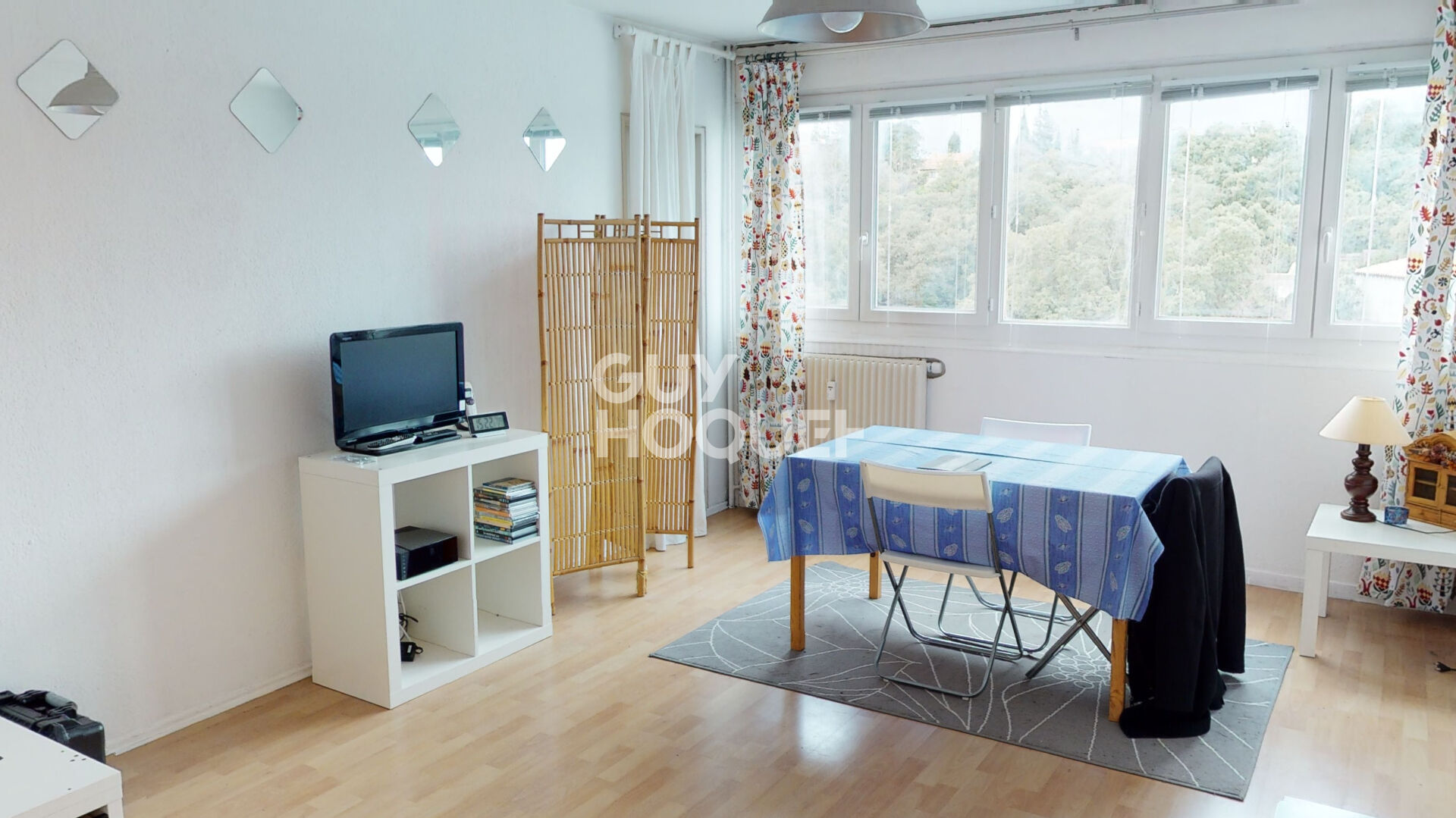 Appartement F2 à vendre à VILLENEUVE LES AVIGNON