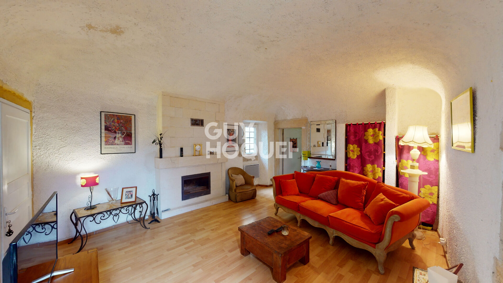 Maison de charme à vendre à Connaux