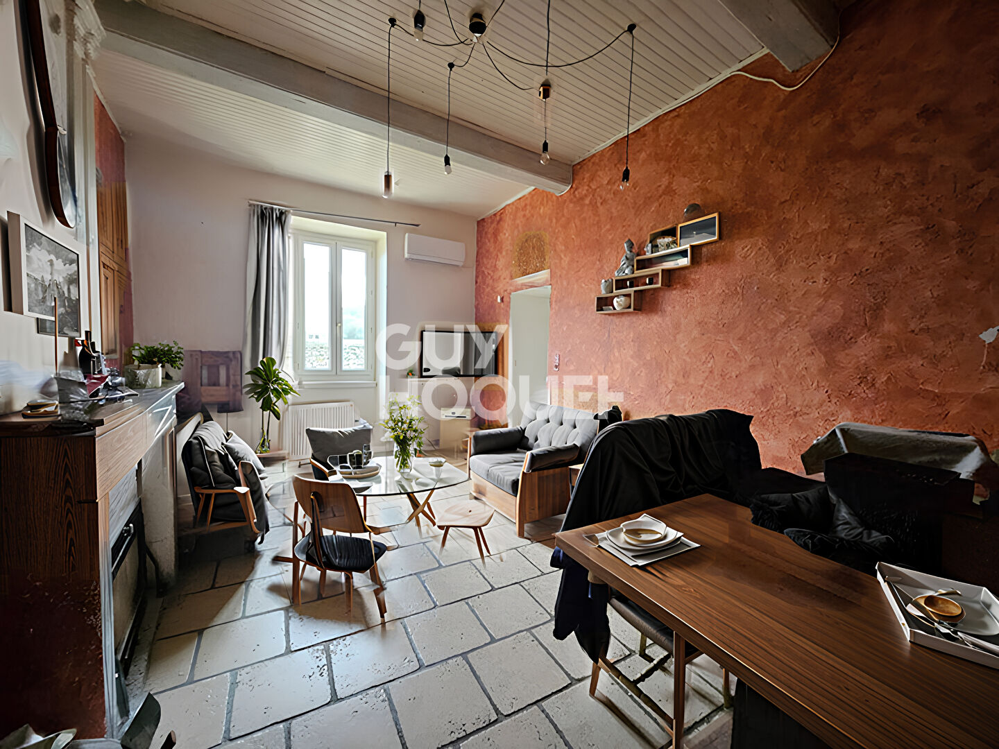 CONNAUX : Maison de village T8 à vendre