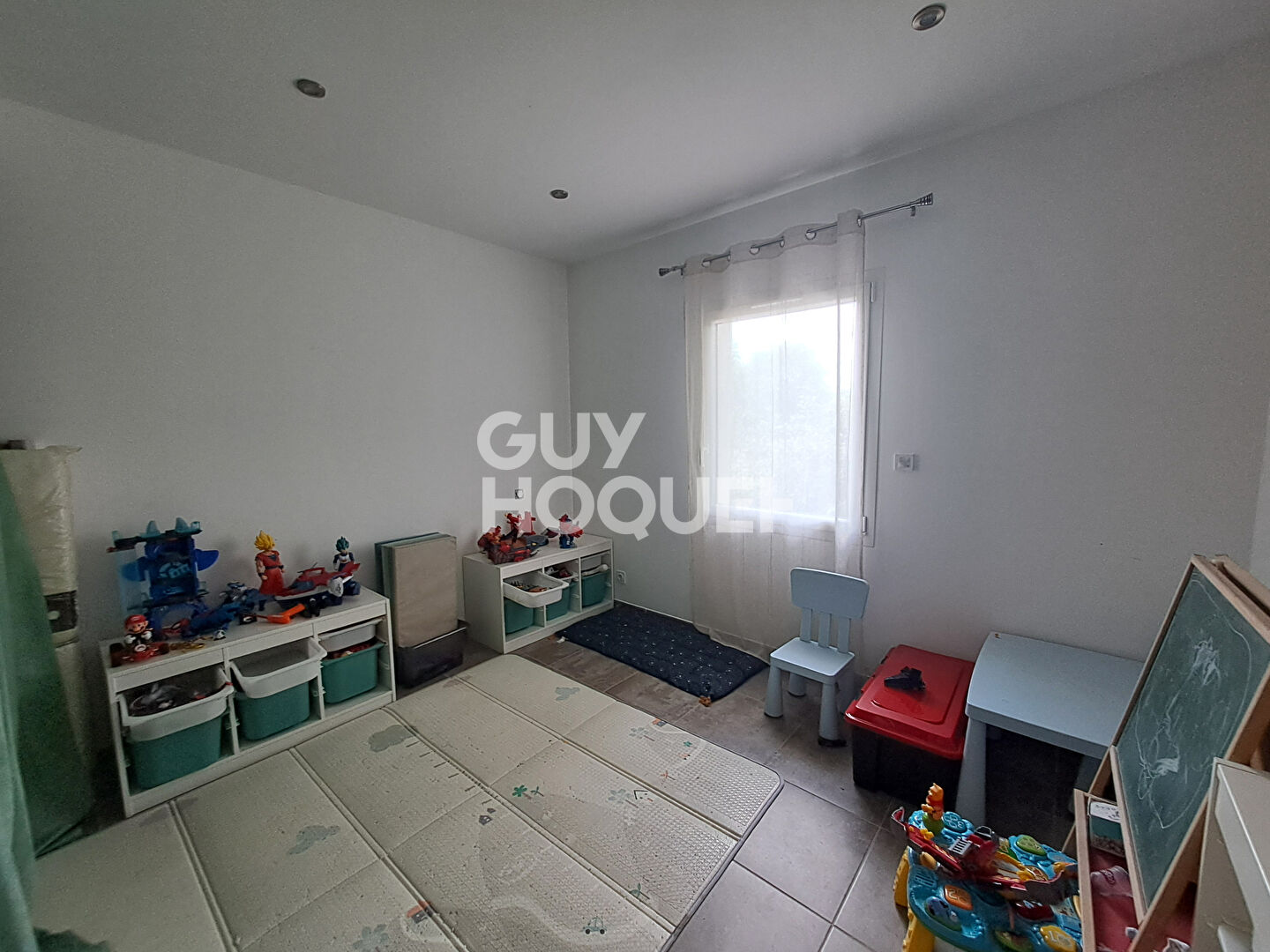 Maison T5 (142 m²) en vente à SAINT MARCEL DE CAREIRET