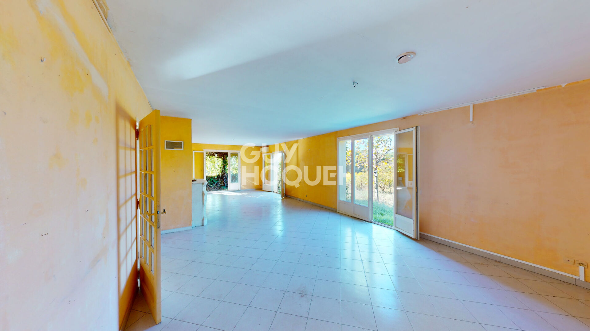 VENTE : maison de 4 pièces (123 m²) à TRESQUES