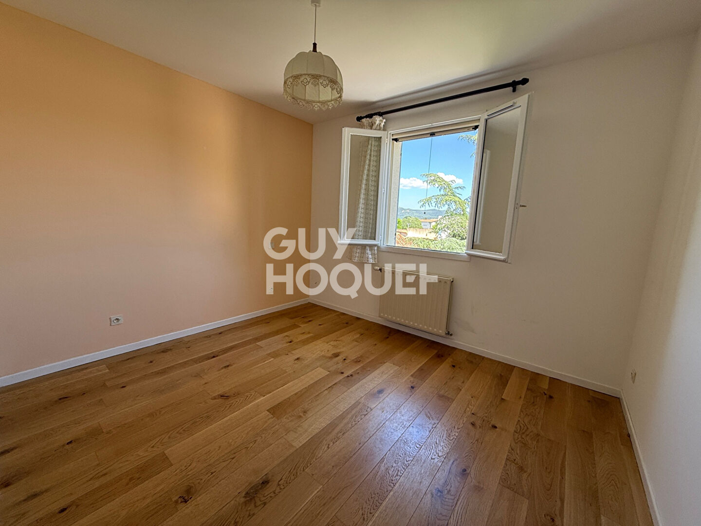 À vendre : Appartement lumineux de 3 pièces à Bagnols sur Cèze !