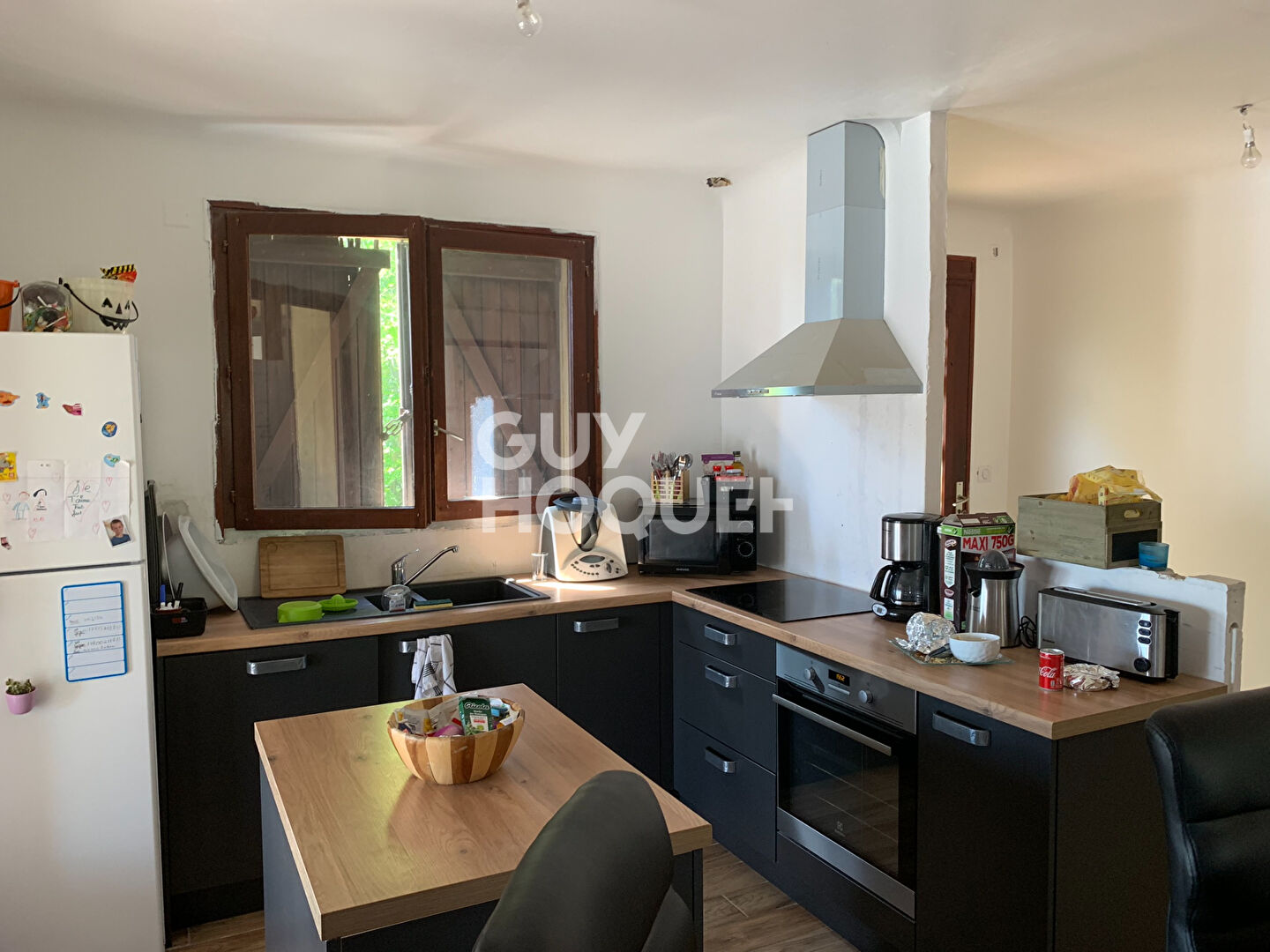 Maison à Louer meublée aux Angles Spécial ETUDIANTS- 5 pièces - 3 chambres - jardin ! (Bail étudiant ou mobilité)