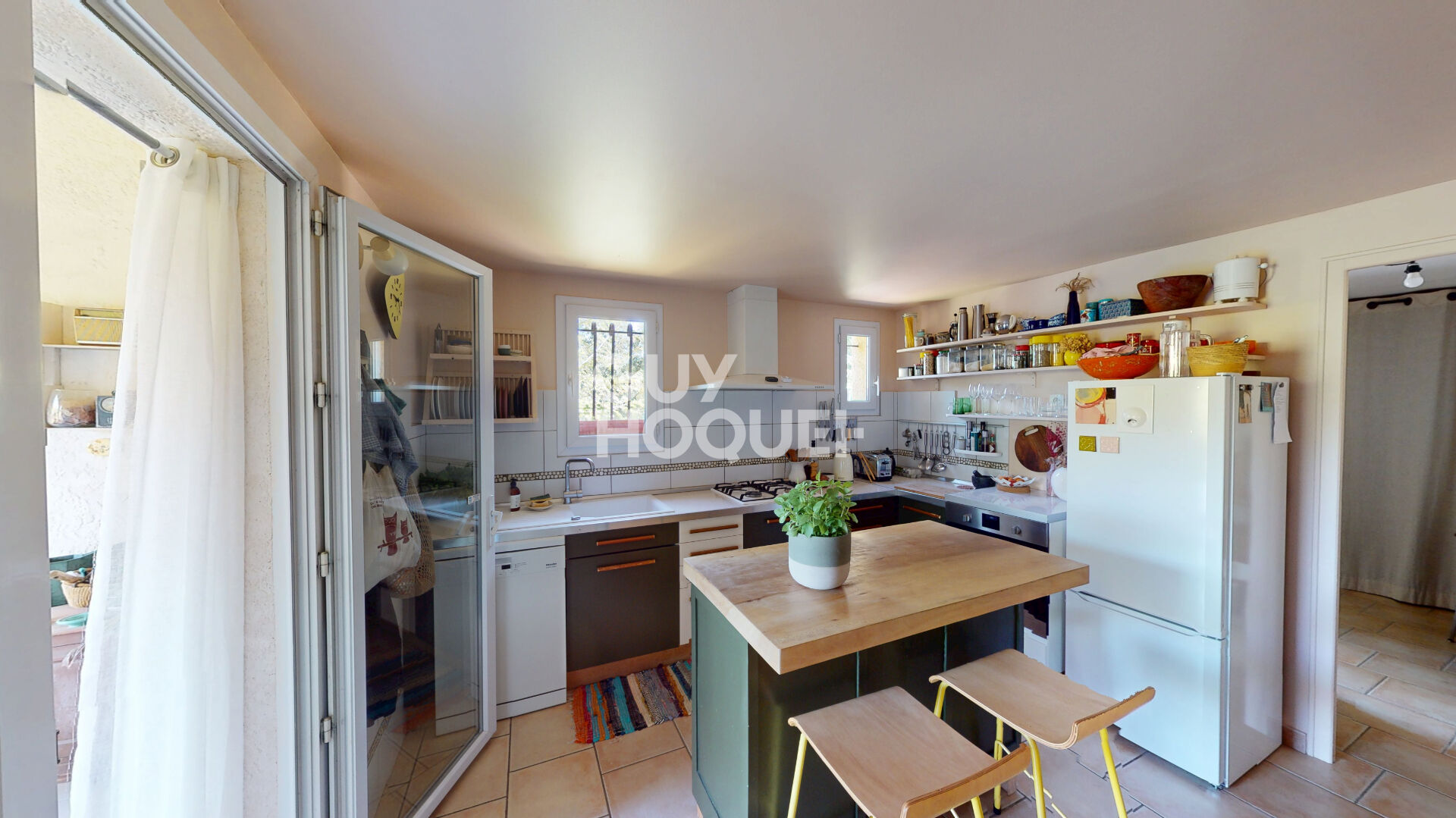 Maison coup de coeur à vendre à Connaux - Calme et beaux volumes