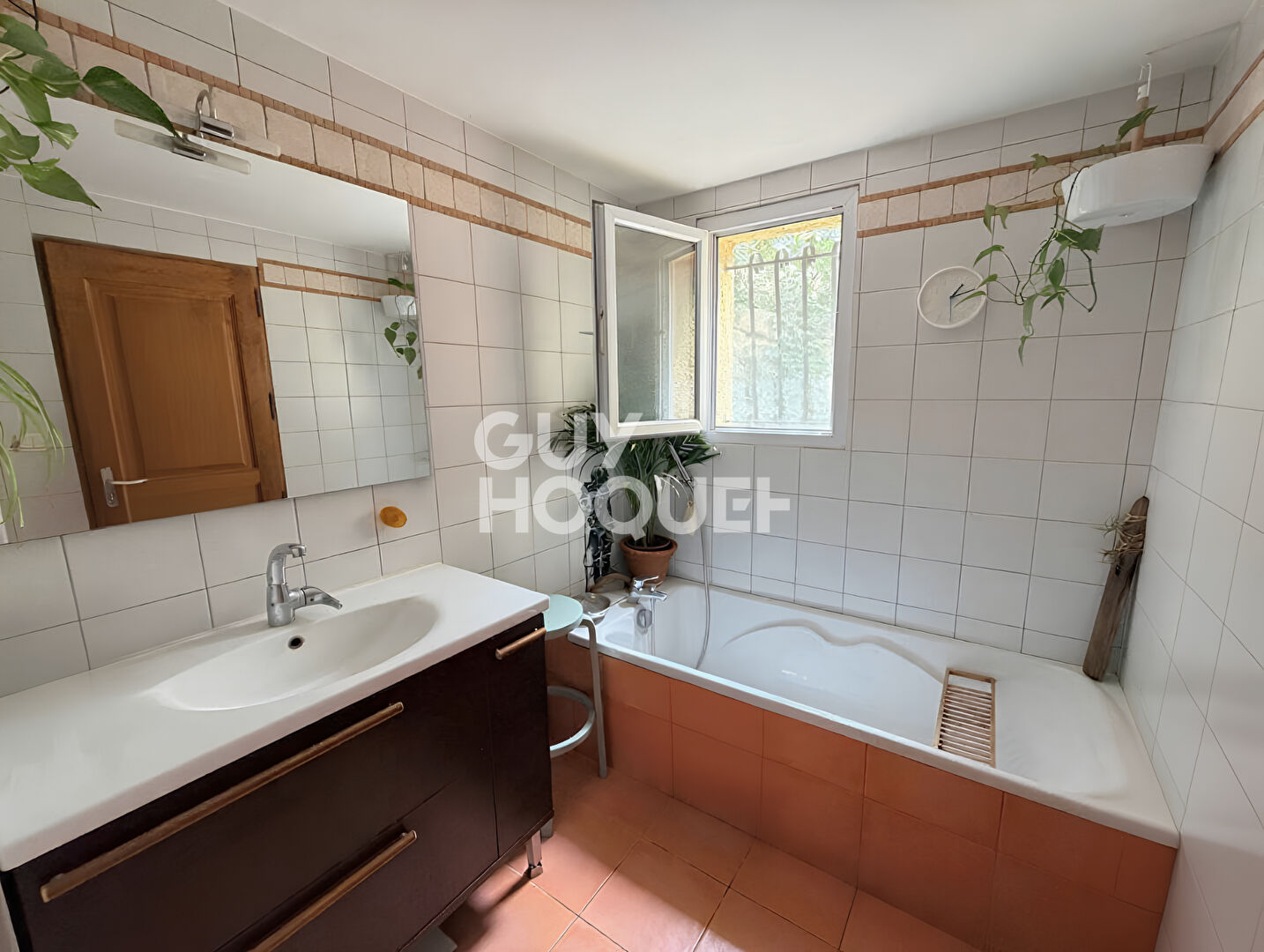 Maison coup de coeur à vendre à Connaux - Calme et beaux volumes