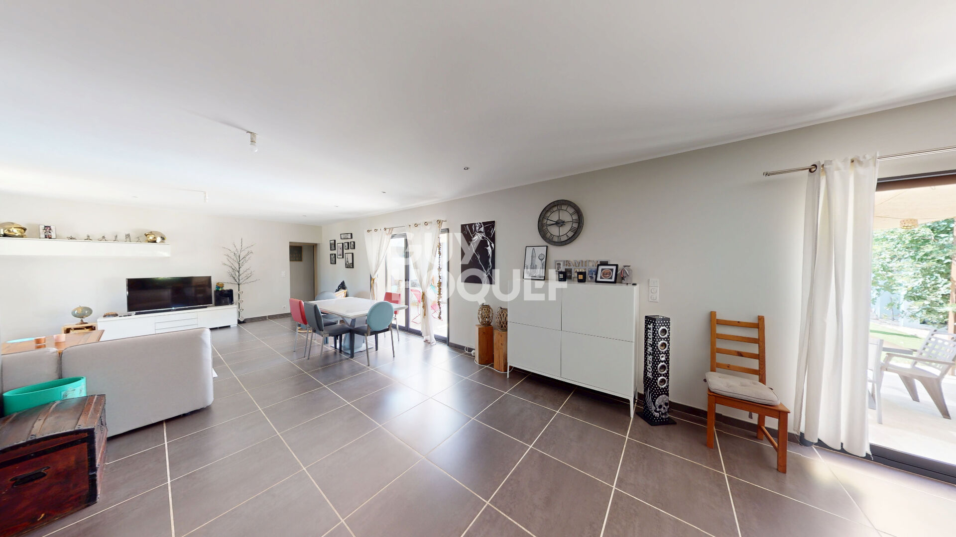 Maison d'exception de plain-pied à vendre à Connaux