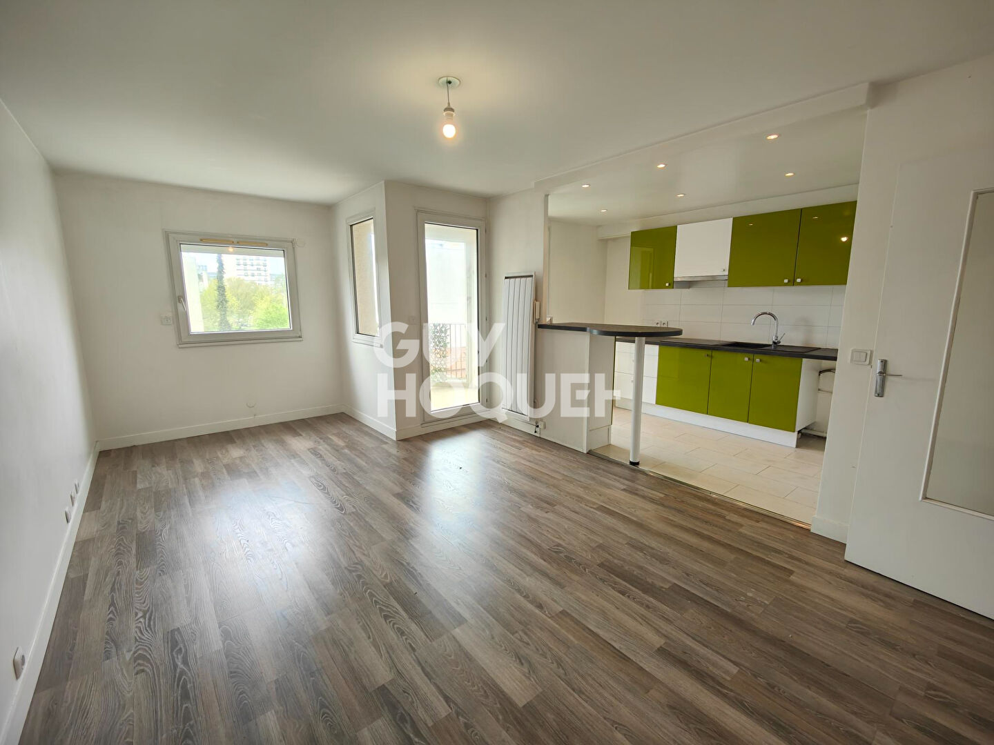 LOCATION : appartement F1 (35 m²) à CHENNEVIERES SUR MARNE