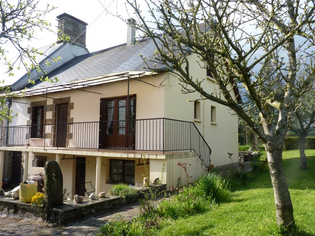 Saint-Laurent-de-Cuves.