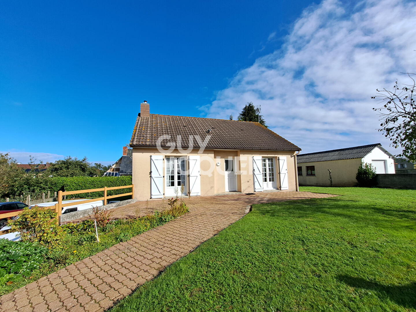 Maison, plain-pied, St-Germain-De-Tallevende 3 pièce(s) 70 m2