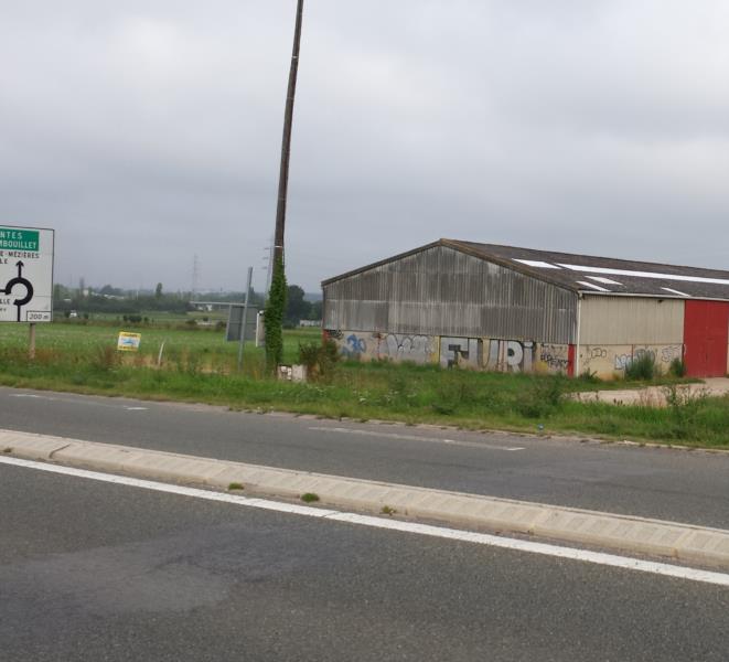 ENTREPÔT - LOCAL -  AUBERGENVILLE