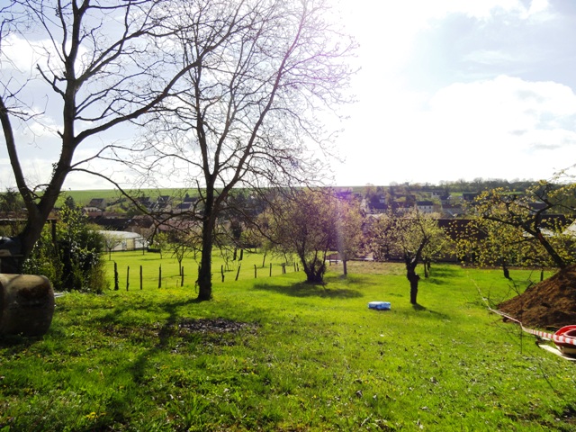 GAILLON SUR MONTCIENT-Terrain 1046 m²