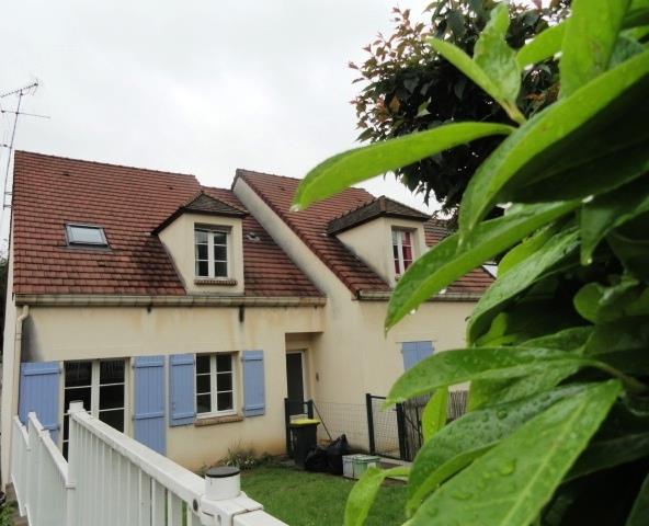 MEZIERES SUR SEINE-Maison avec jardin