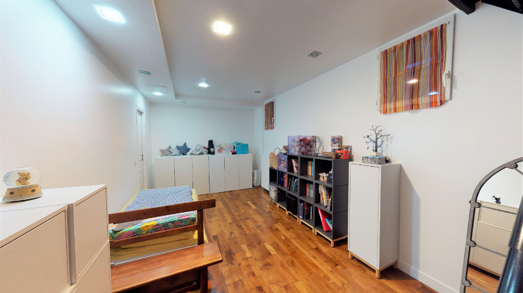 Appartement Viroflay 4 pièce(s) 62.6 m2 - Guy-hoquet.com