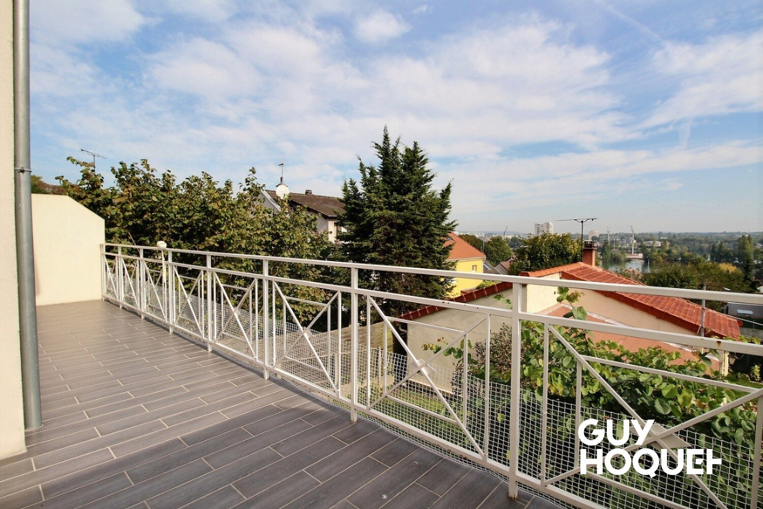 Viry-Lac - Maison familiale 6 pièces avec vue lac