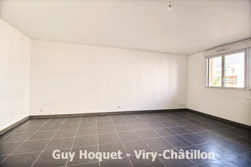 À louer, appartement 54 m², 3 pièces à Viry-Châtillon