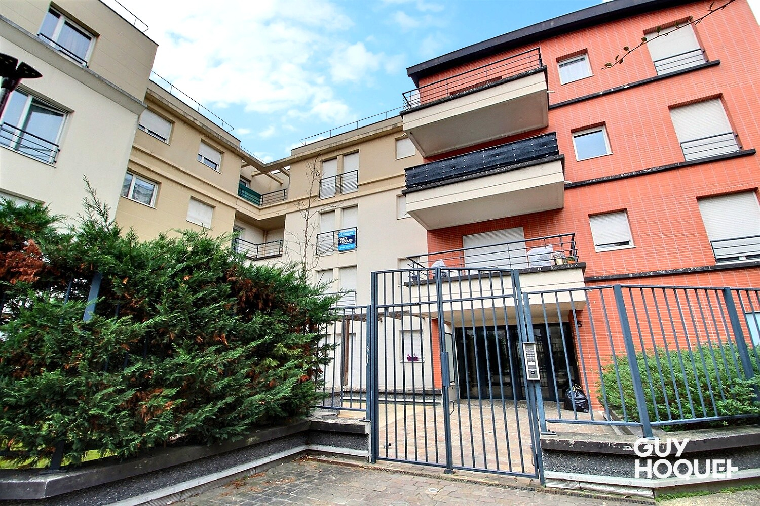 VIRY CHATILLON : appartement T1 (27 m²) en vente